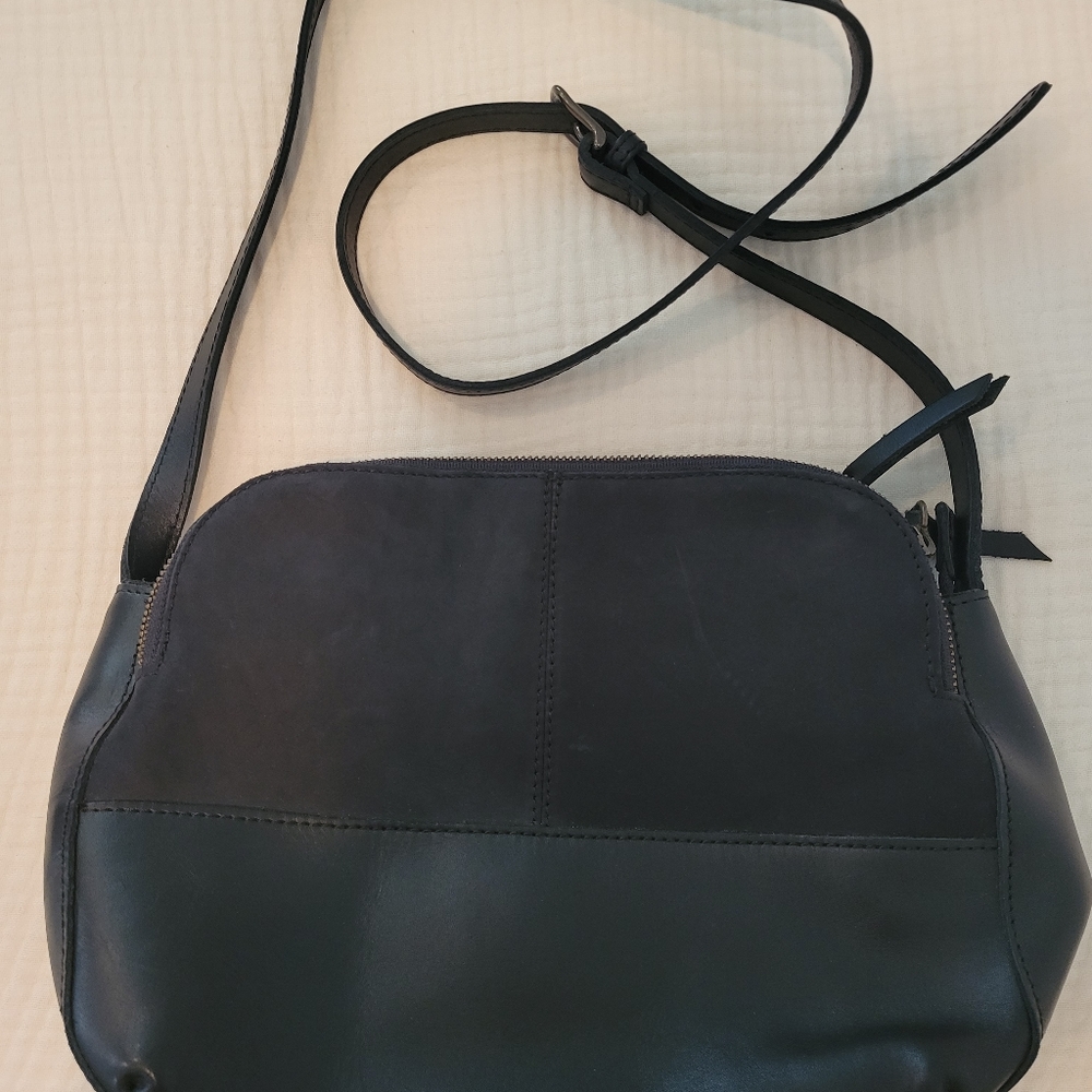 Able Crossbody bag